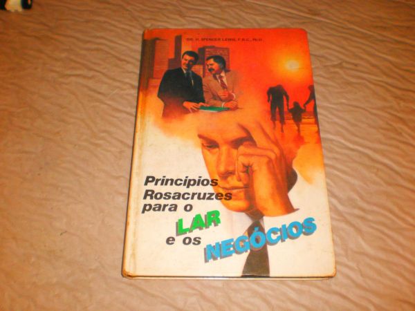 Princípios Rosacruzes para o lar e negócios